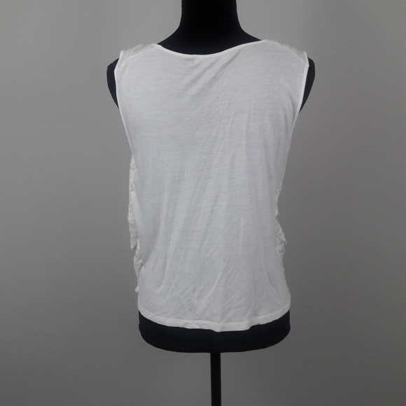 Forever 21 lace sleeveless top - Picture 3 of 3